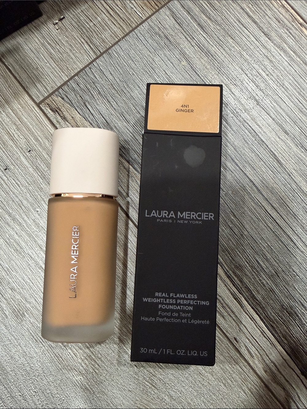 Laura Mercier Real Flawless Weightless Perfecting Waterproof Foundation Ginger